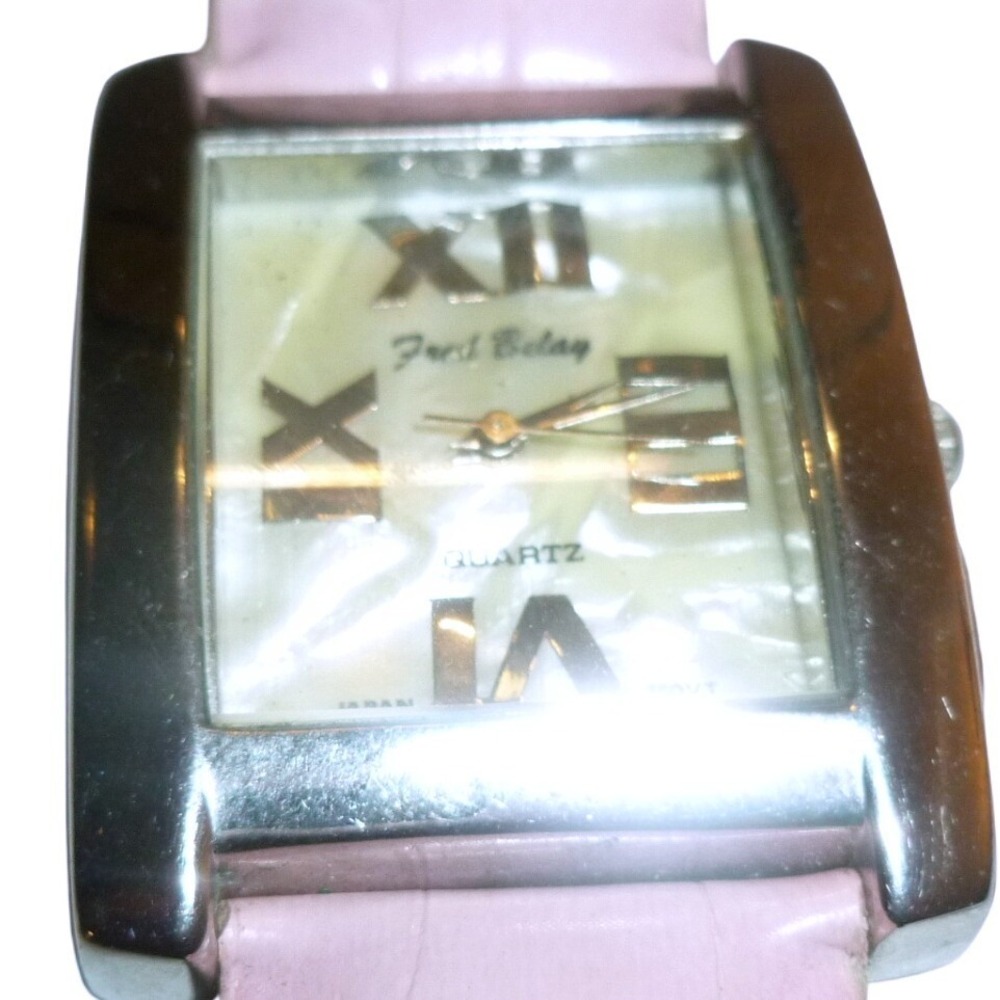 Fred Belay Womens Watch Pink Leather Croc Band Mother of Pearl Dial New‎ Battery